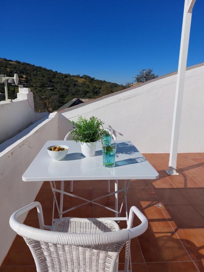 "Oliveiras" Appartement Typique Avec Terrasse Et Piscine Loule Ngoại thất bức ảnh
